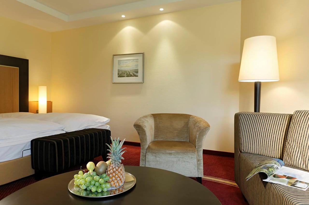 Romantik Hotel Waldschloesschen Шлезвиг Экстерьер фото
