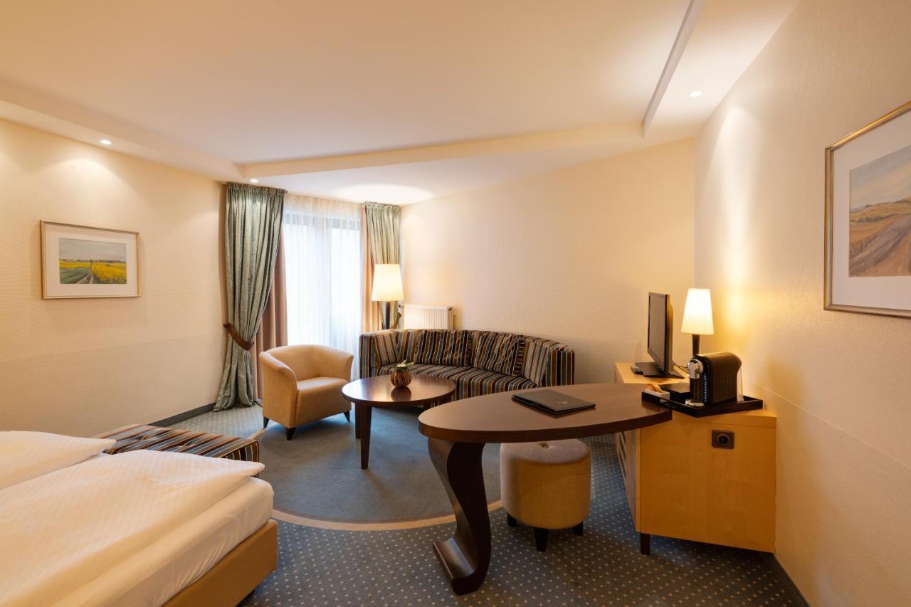 Romantik Hotel Waldschloesschen Шлезвиг Экстерьер фото