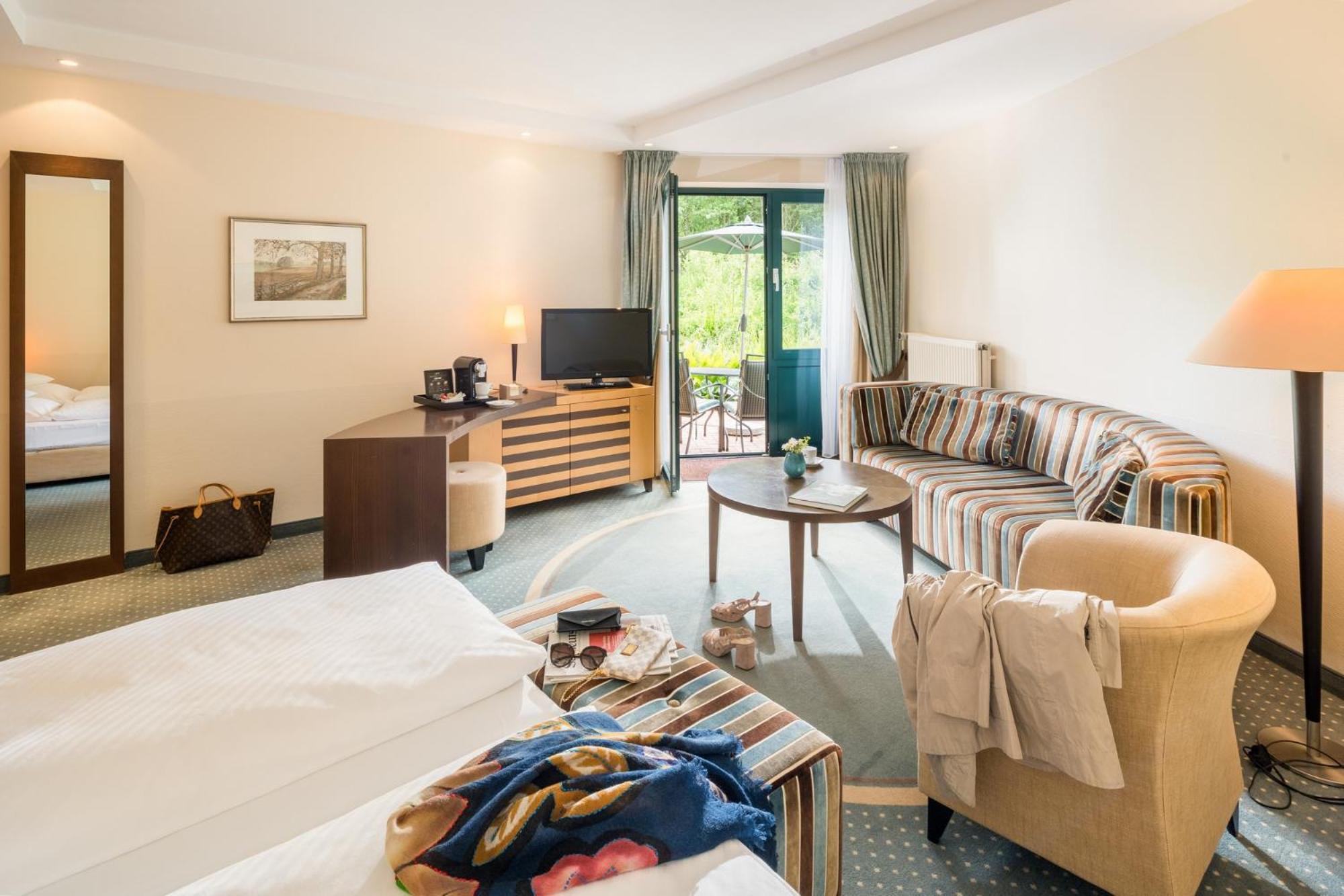 Romantik Hotel Waldschloesschen Шлезвиг Экстерьер фото