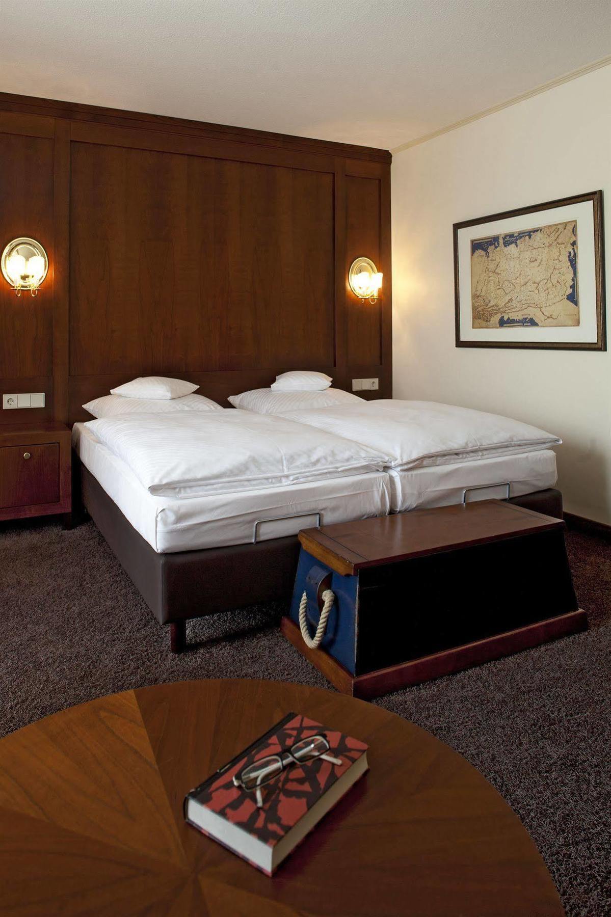 Romantik Hotel Waldschloesschen Шлезвиг Экстерьер фото